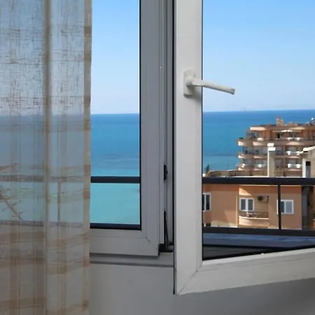 Beachfront 3br/2ba In Vollga