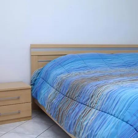 Beachfront 3br/2ba In Vollga *